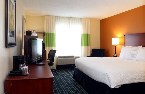 Cranberry Township Hotel | Quality Inn Cranberry Township