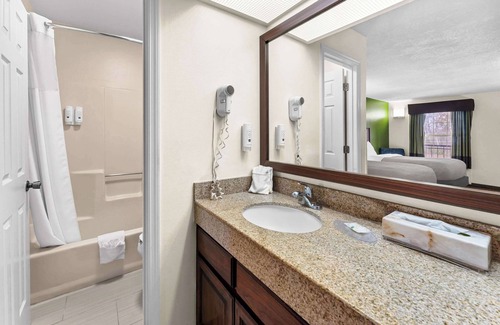 Eastman Hotel | Quality Inn Eastman