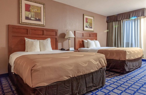 Forest Hill Hotel | Quality Inn Forest Hill - Fort Worth South