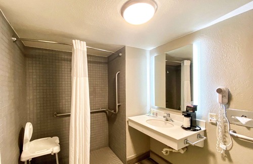 Harlingen Hotel | Quality Inn Harlingen
