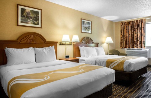 Meadville Hotel | Quality Inn Meadville