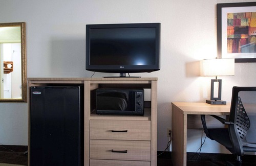 Monroe Hotel | Quality Inn Monroe