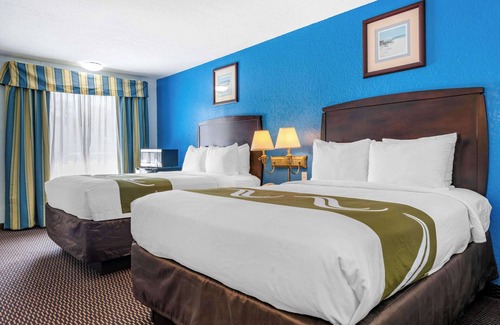 Indian Beach Sapphire Shores Hotel | Quality Inn Sarasota North Near Lido Key Beach