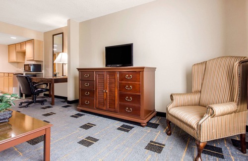 North Myrtle Beach Hotel | Quality Inn & Suites North Myrtle Beach