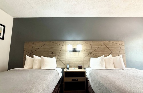 Greenville Hotel | Quality Inn & Suites Greenville I-65