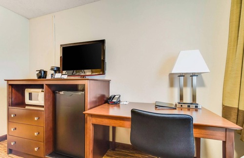 Lacey Hotel | Quality Inn & Suites Lacey Olympia