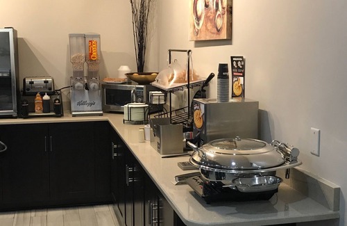 Lincoln Hotel | Quality Inn & Suites Lincoln near I-55