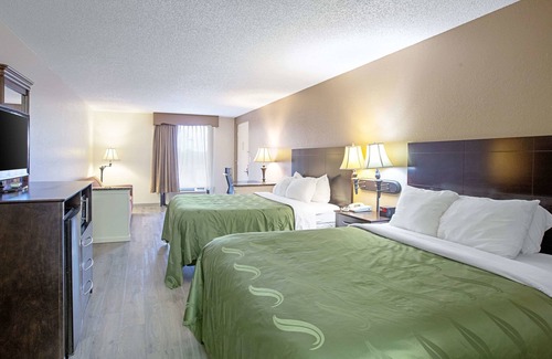 Boys Ranch Hotel | Quality Inn & Suites Live Oak I-10 Exit 283