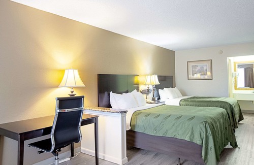 Boys Ranch Hotel | Quality Inn & Suites Live Oak I-10 Exit 283