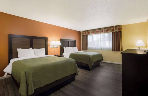 Medford Hotel | Quality Inn & Suites Medford Airport