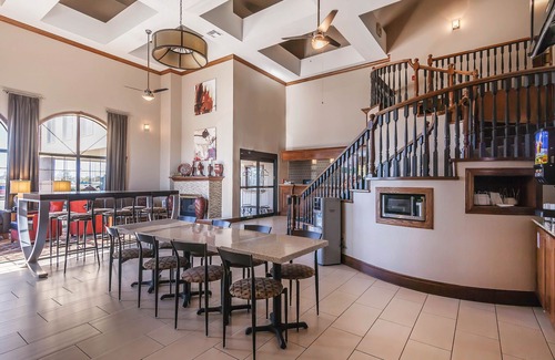 Owasso Hotel | Quality Inn & Suites Owasso US-169