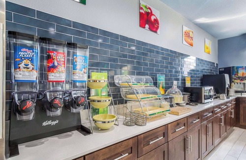 Suffolk Hotel | Quality Inn & Suites Suffolk West