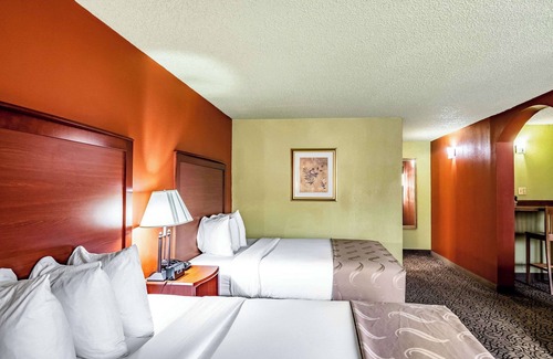 Trinidad Hotel | Quality Inn Trinidad