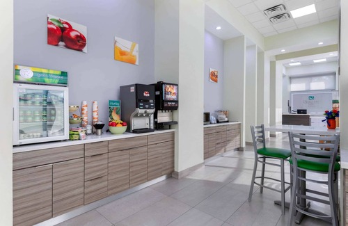 Gainesville Hotel | Quality Inn University North I-75