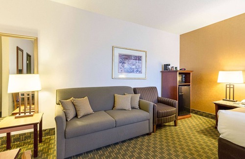 Fairmont Hotel | Quality Inn