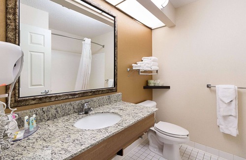 Fairmont Hotel | Quality Inn