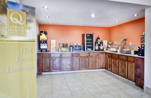 Richland Hotel | Quality Inn