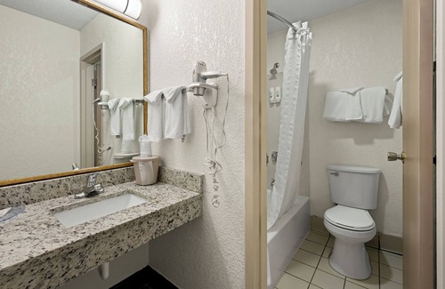 Rocky Mount Hotel | Quality Inn