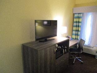 Warrensburg Hotel | Quality Inn