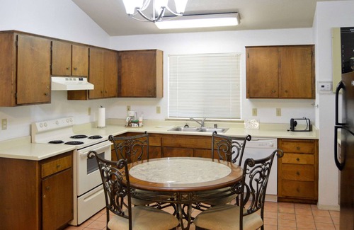 Mariposa Hotel | Quality Inn Yosemite Valley Gateway