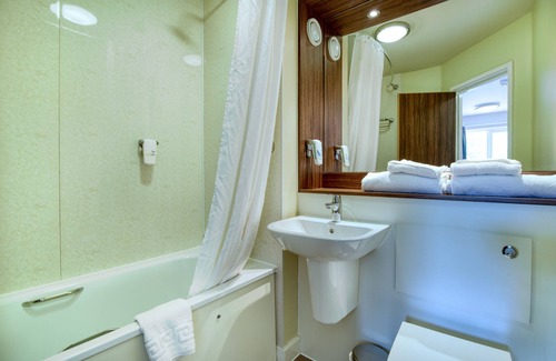 Balloch Hotel | Queen of the Loch, Balloch by Marston's Inns