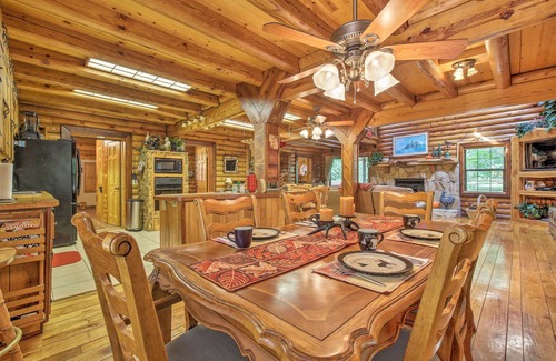 Inverness Cabin | Quiet Inverness Log Cabin w/Furnished Deck!