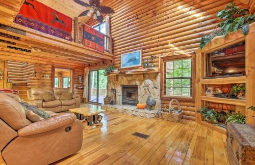 Inverness House | Quiet Inverness Log Cabin with Furnished Deck!
