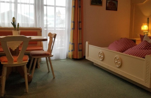Reith im Alpbachtal Apartment | Quiet location with balcony, double bed and bunk bed (Apartment 4)