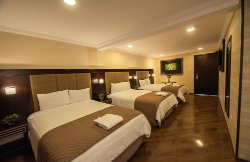 Chimborazo Province Hotel | Quindeloma Art Hotel And Gallery