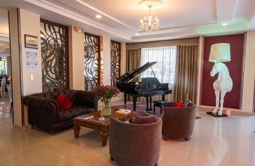 Chimborazo Province Hotel | Quindeloma Art Hotel And Gallery