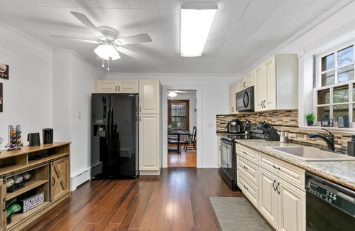 Brooklawn - St. Vincent House | Quintessential Cozy Haven, Brooklawn Beauty