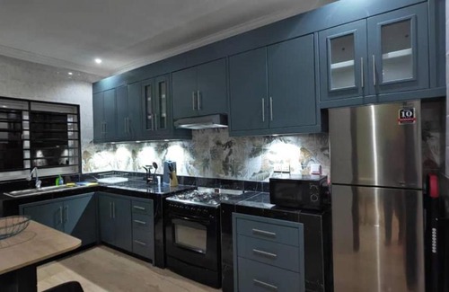 Pointe-Noire Apartment | Résidence Axel