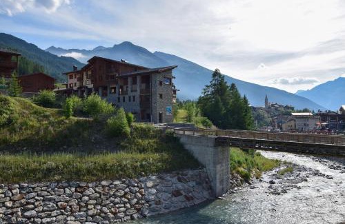 Lanslevillard Resort | Résidence Les Balcons de Val Cenis Village