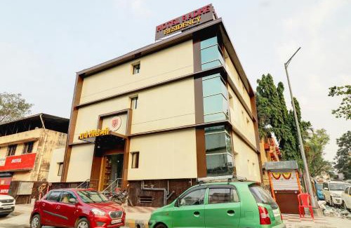 Vashi Hotel | Radhe Residency