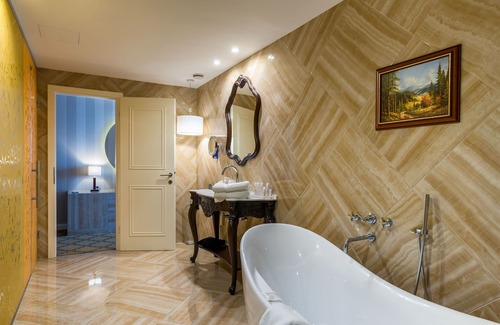 Old Town Hotel | Radisson Blu Carlton Hotel, Bratislava