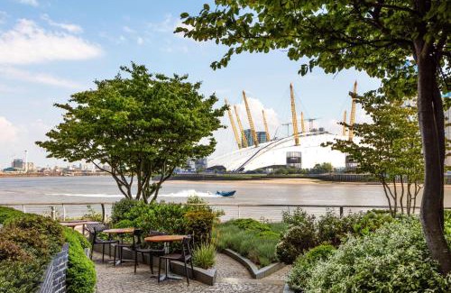 Canary Wharf Hotel | Radisson Blu Hotel, London Canary Wharf East