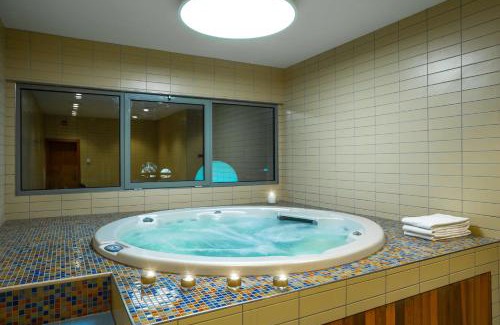 Brazzaville Hotel | Radisson Blu M'Bamou Palace Hotel, Brazzaville