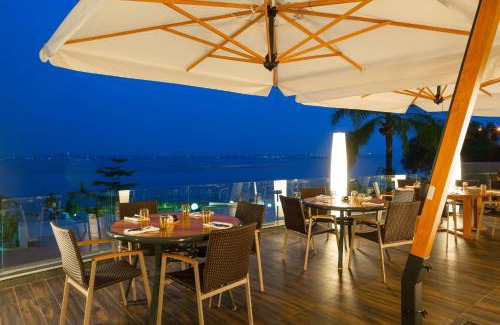 Brazzaville Hotel | Radisson Blu M'Bamou Palace Hotel, Brazzaville