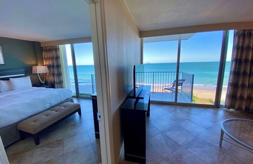 Indialantic Hotel | Radisson Suite Hotel Oceanfront