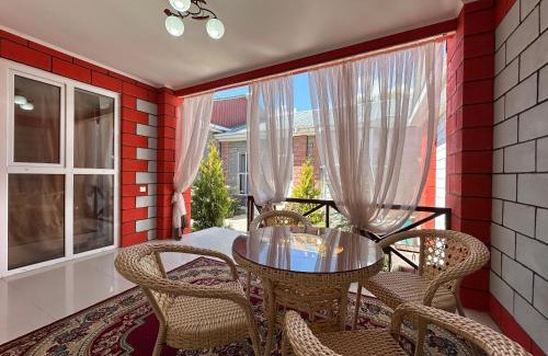 Issyk-Kul Region Apartment | Raduga West 'Emerald' Cottage