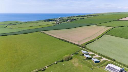 Georgeham House | Rafters Lodge, Nr Saunton