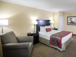 Southside Hotel | Ramada by Wyndham Jacksonville Hotel & Conference Center