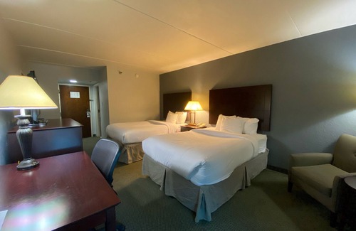 Luling Hotel | Ramada by Wyndham Luling