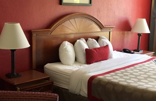 New Iberia Hotel | Ramada by Wyndham New Iberia