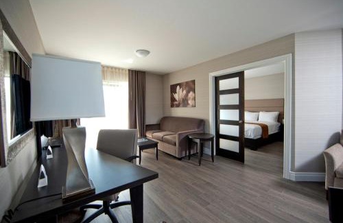 Ottawa Division Hotel | Ramada by Wyndham Ottawa On The Rideau