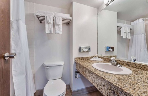Richfield Hotel | Ramada by Wyndham Richfield UT I-70