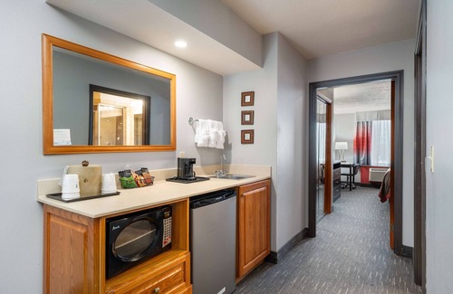 Sioux Falls Hotel | Ramada by Wyndham Sioux Falls Airport-Waterpark & Event Ctr