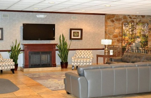 State College Hotel | Ramada by Wyndham State College Hotel & Conference Center