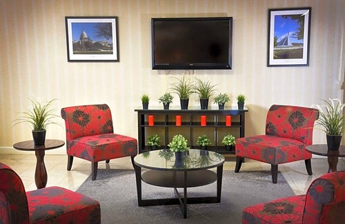 Triangle Hotel | Ramada by Wyndham Triangle/Quantico