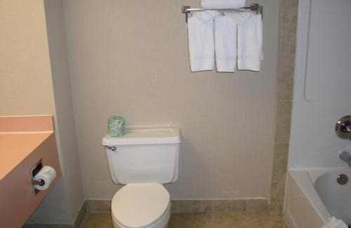 Pleasantville Hotel | Ramada by Wyndham West Atlantic City